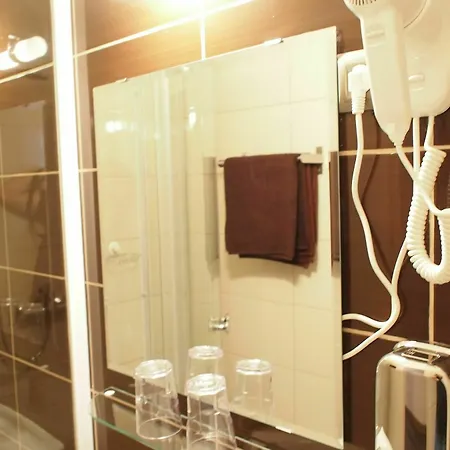 Konukevi Budapest Suites