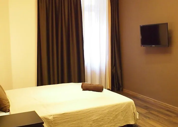 Budapest Suites 3*